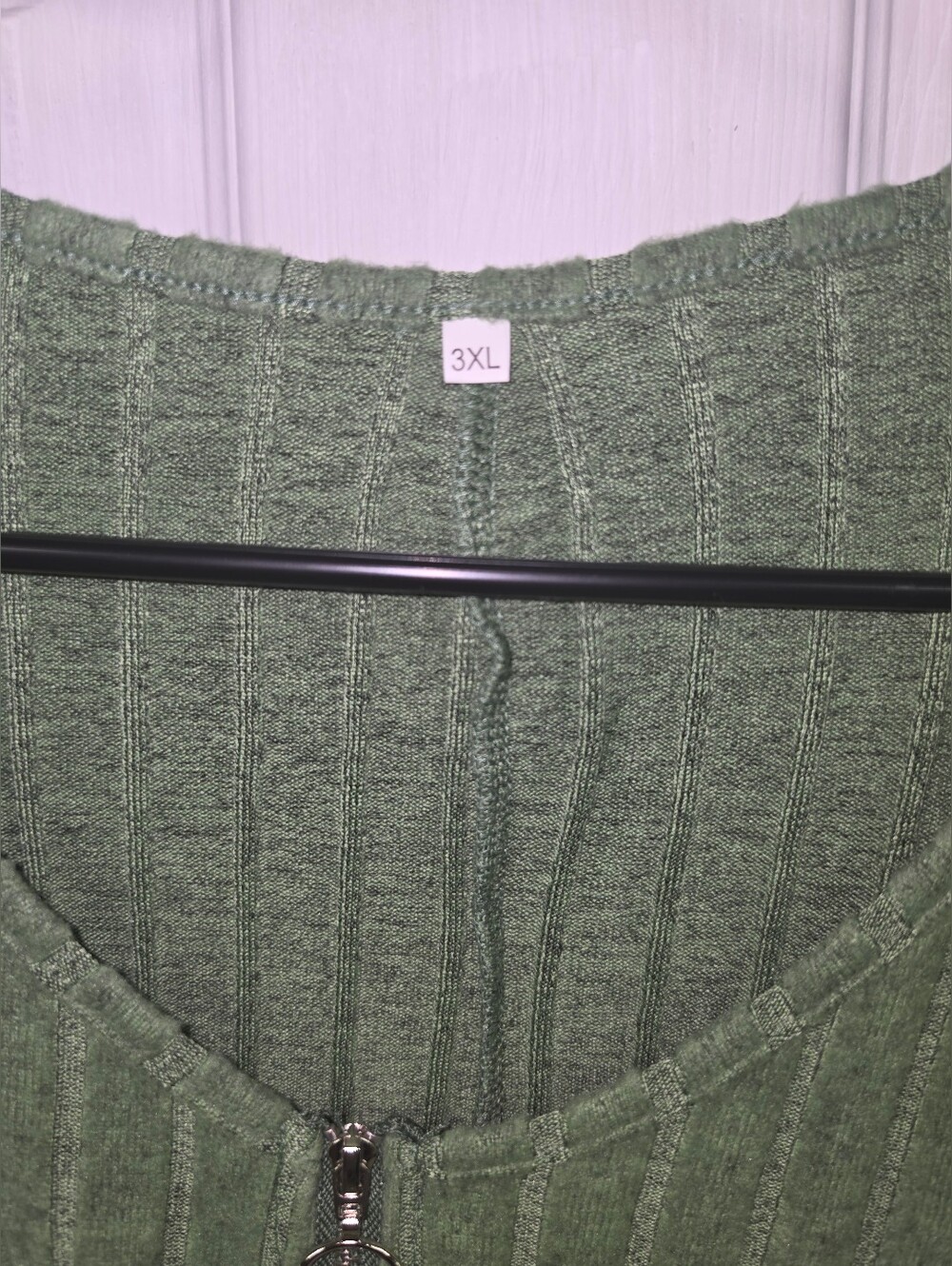 Plus Size Ribbed Zip Front Top NWOT - Picture 4 of 4